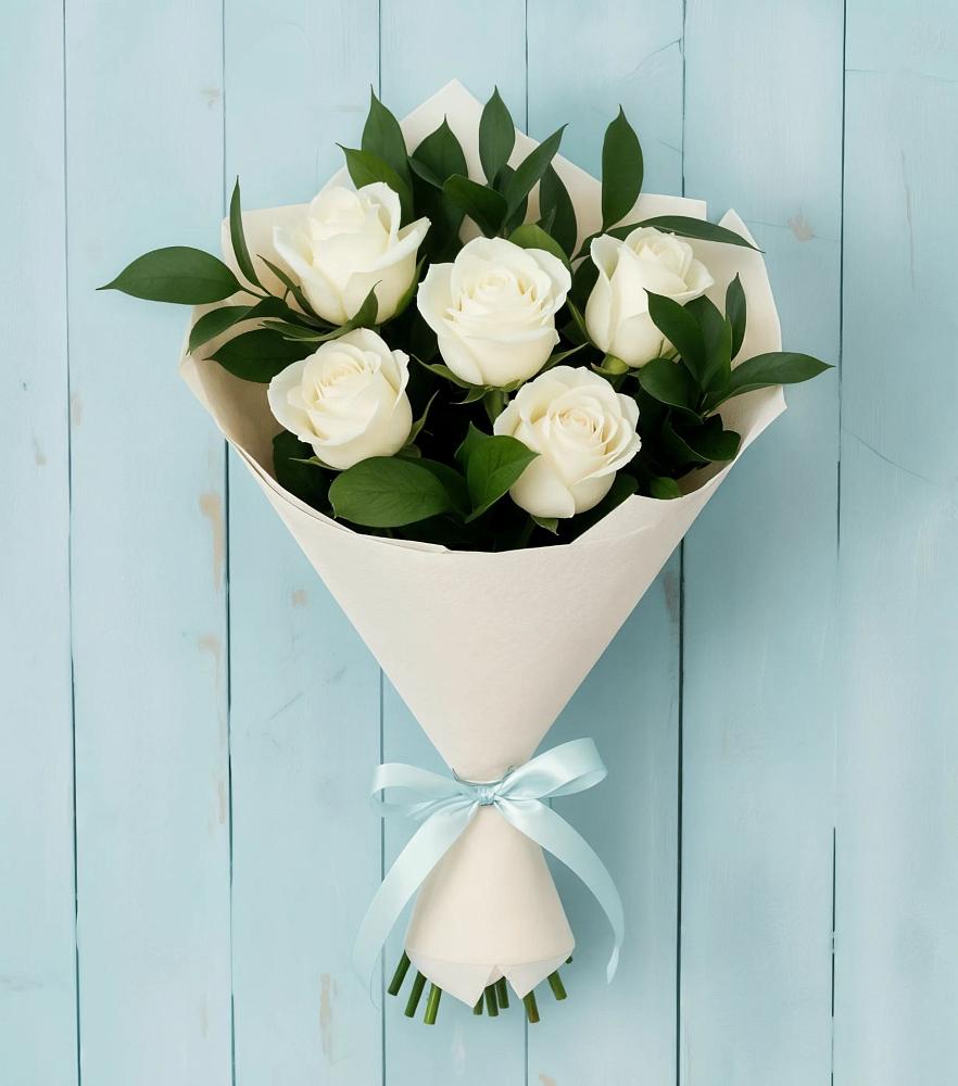 Букет цветов из: Розы в Новом Маяке