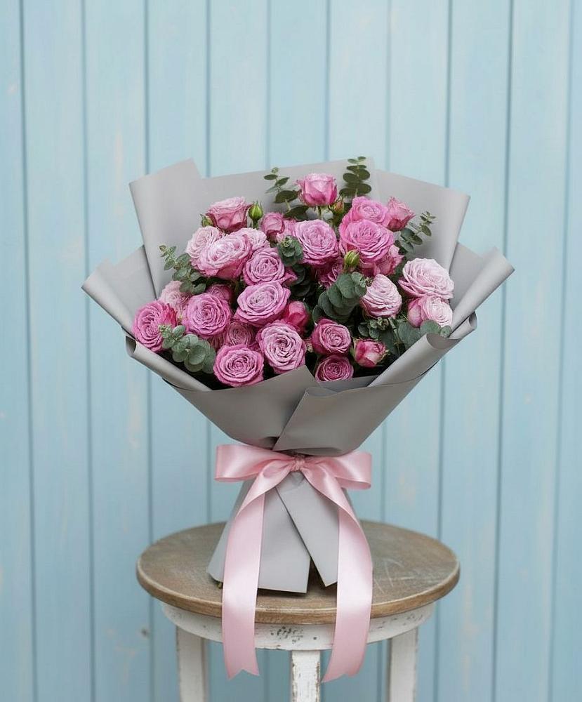 Букет цветов из: Розы в Новом Маяке