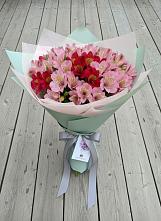 Букет цветов из:  Альстромерии #REPLACE_PRED# Новом Маяке