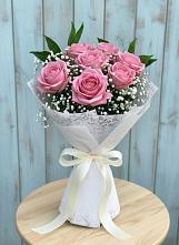 Букет цветов из:  Розы в Новом Маяке