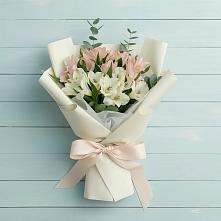 Букет цветов из:  Альстромерии #REPLACE_PRED# Новом Маяке