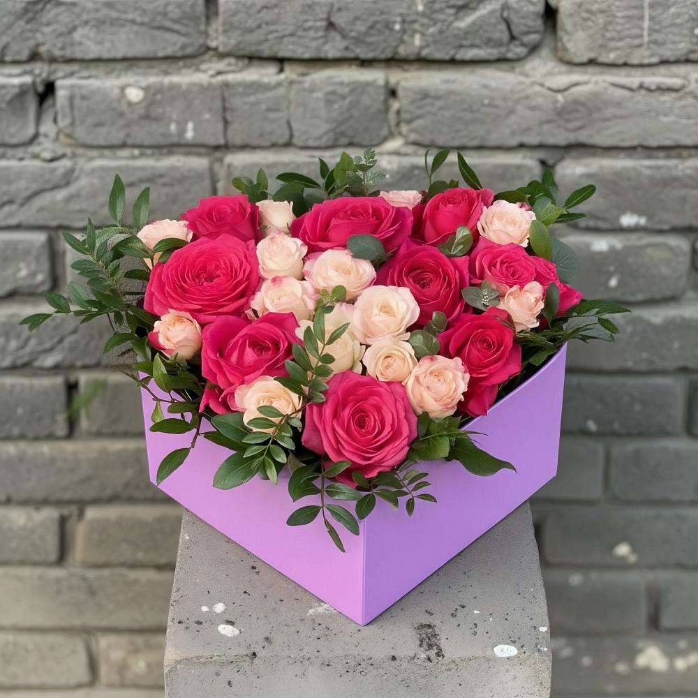 Цветочная композиция из Розы в коробке в Новом Маяке