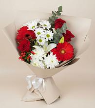 Букет цветов из:  Розы, Хризантемы, Герберы и Лилии в Новом Маяке