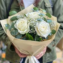 Букет цветов из:  Розы в Новом Маяке