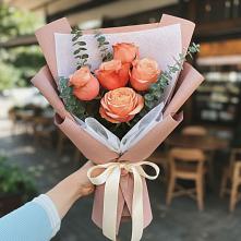 Букет цветов из:  Розы в Новом Маяке