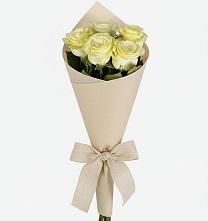 Букет цветов из:  Розы в Новом Маяке