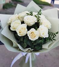Букет Белые розы Проуд в Новом Маяке