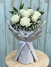 Букет цветов из:  Розы в Новом Маяке