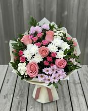 Букет цветов из:  Альстромерии, Гвоздики, Розы и Хризантемы #REPLACE_PRED# Новом Маяке