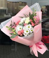 Букет цветов из:  Розы, Лизиантусы и Хризантемы в Новом Маяке