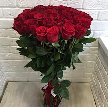 Букет Красные розы Гран При в Новом Маяке