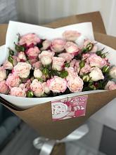 Букет цветов из:  Розы в Новом Маяке