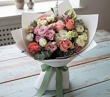 Букет цветов из:  Розы, Лизиантусы и Гвоздики в Новом Маяке