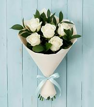 Букет цветов из:  Розы в Новом Маяке