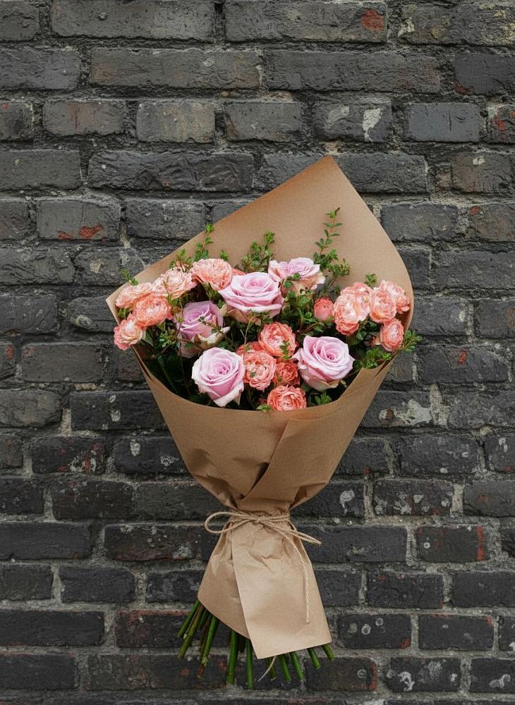 Букет цветов из: Розы в Новом Маяке