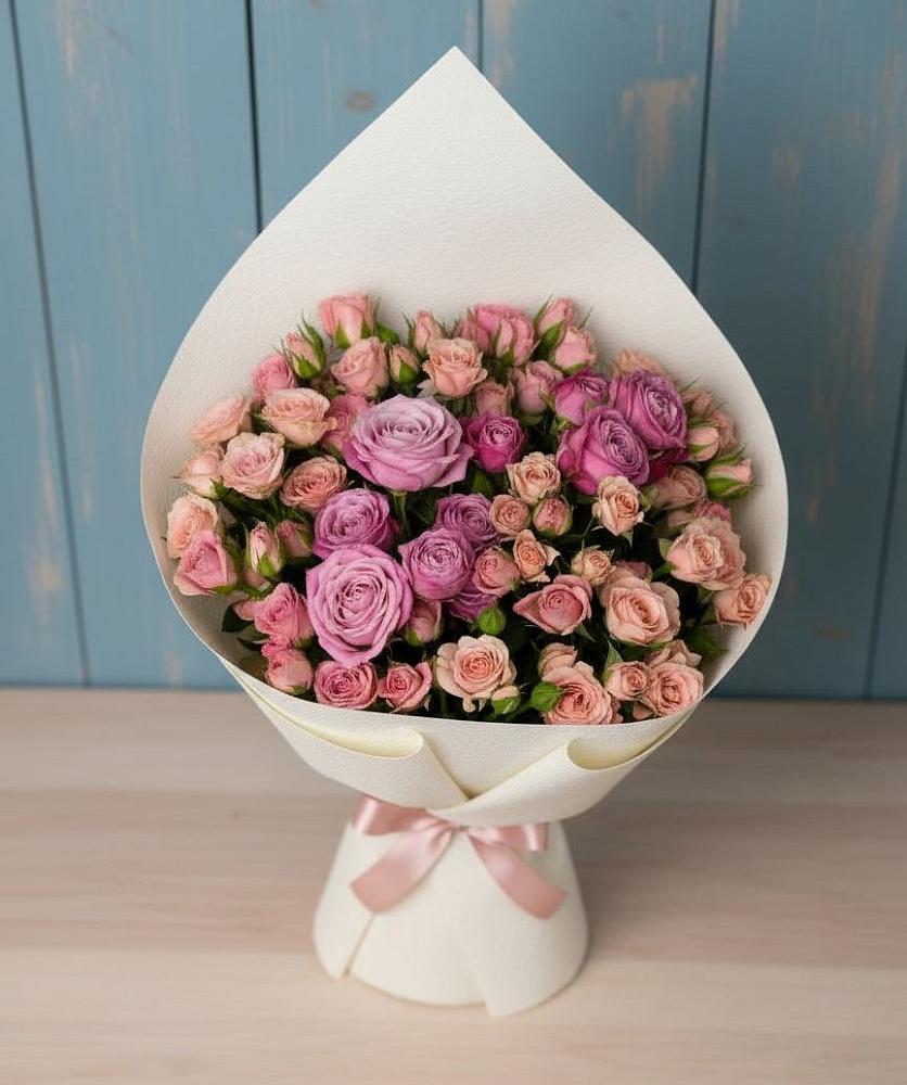 Букет цветов из: Розы в Новом Маяке