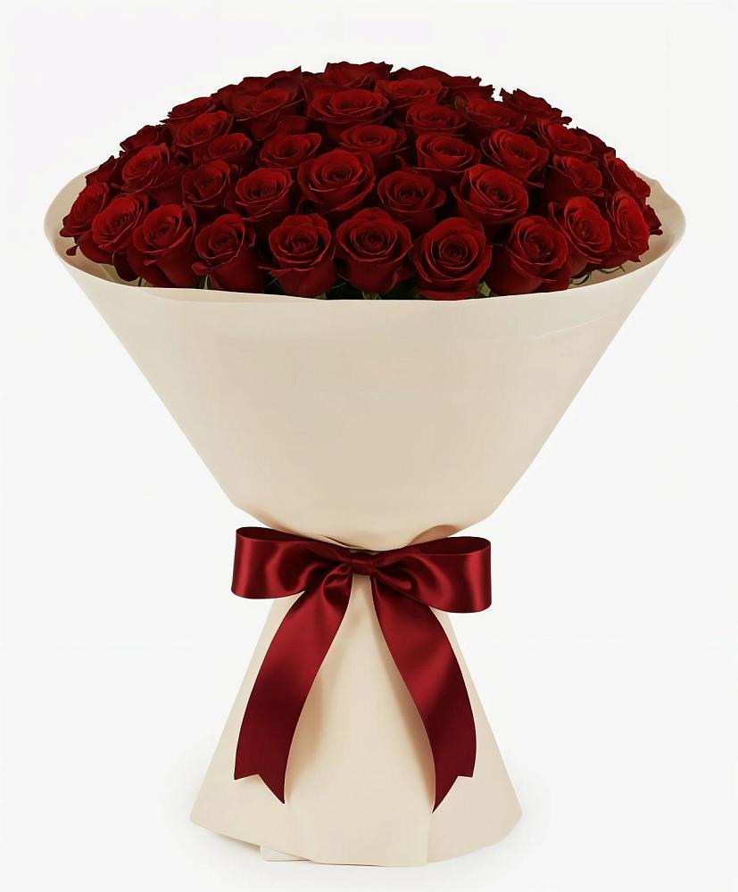 Букет 101 Бордовая роза Блэк Бакарра в Новом Маяке