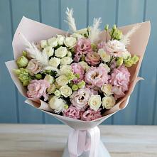 Букет цветов из:  Альстромерии и Розы в Новом Маяке