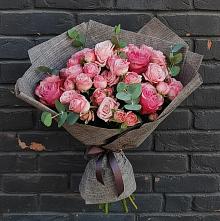 Букет цветов из:  Розы в Новом Маяке